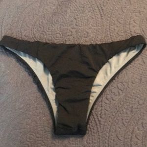 Jolyn hermosa bottoms